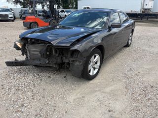 2014 Dodge Charger SE - Exterior Front Left Corner Image